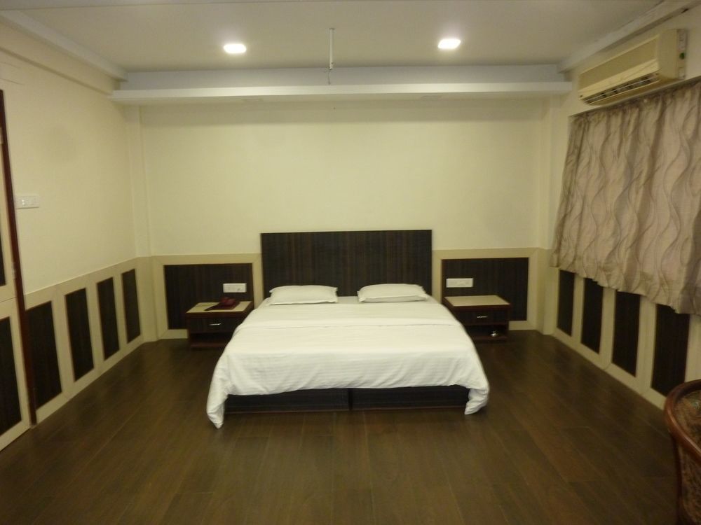 Hotel City Point Dadar Bombay Exterior foto