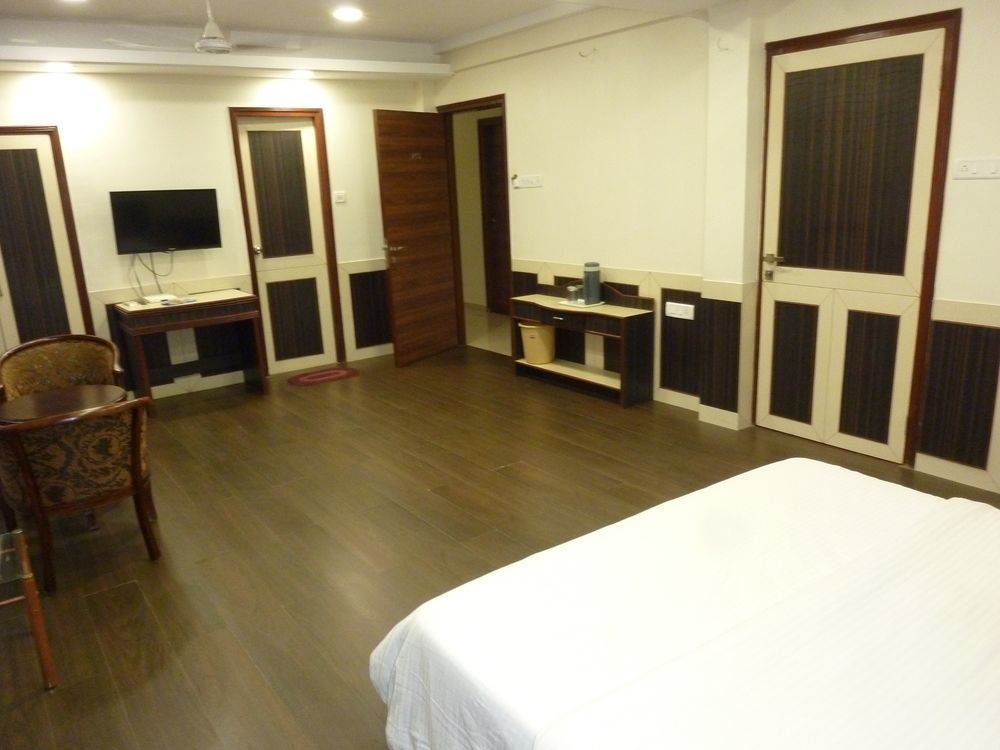 Hotel City Point Dadar Bombay Exterior foto