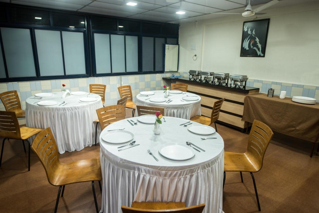 Hotel City Point Dadar Bombay Exterior foto